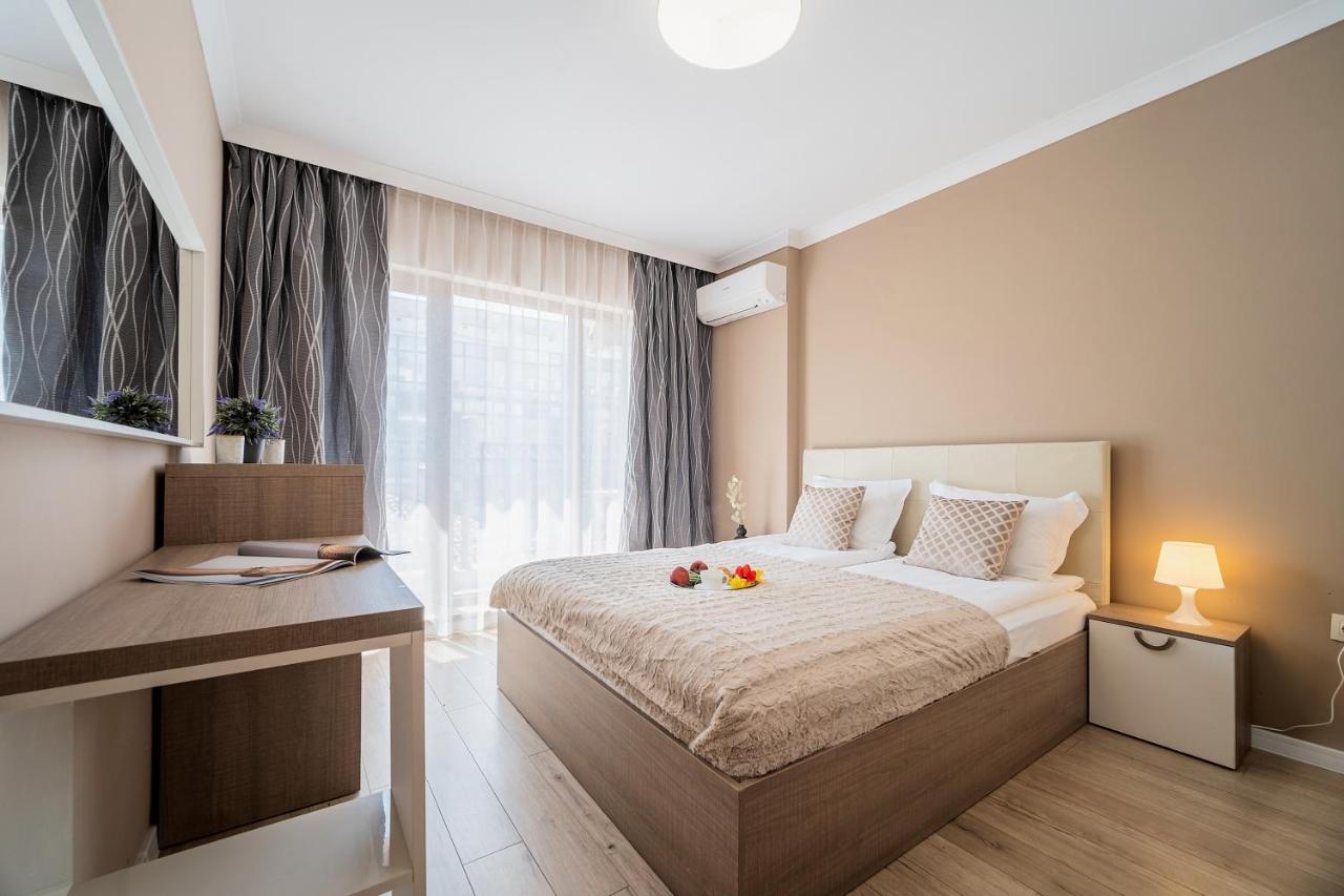 Comfy Luxury Center Apartment Варна Экстерьер фото