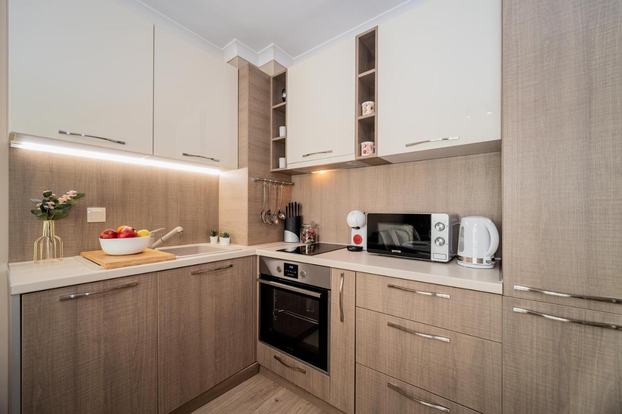 Comfy Luxury Center Apartment Варна Экстерьер фото