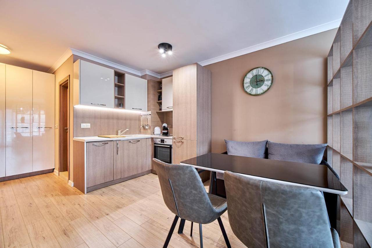 Comfy Luxury Center Apartment Варна Экстерьер фото